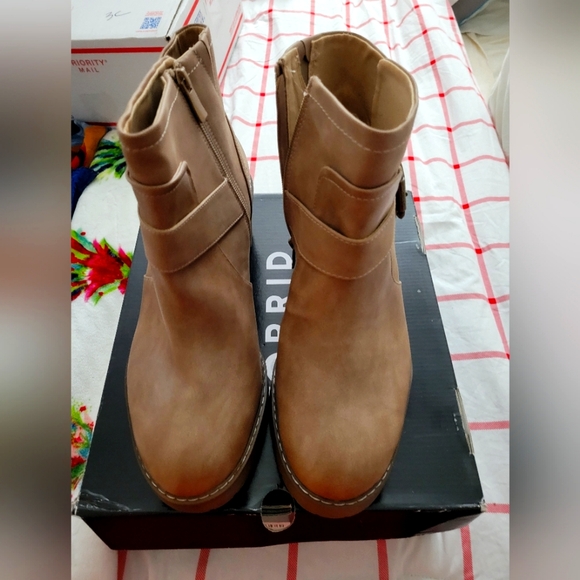 Nwt 12ww torrid chunky tan ankle boot - Picture 1 of 6